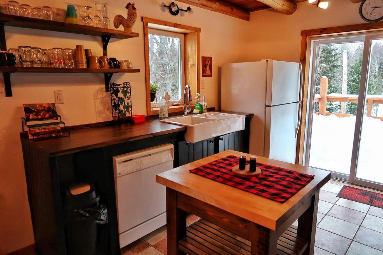 Cozy Log Cottage La Minerve Exterior foto
